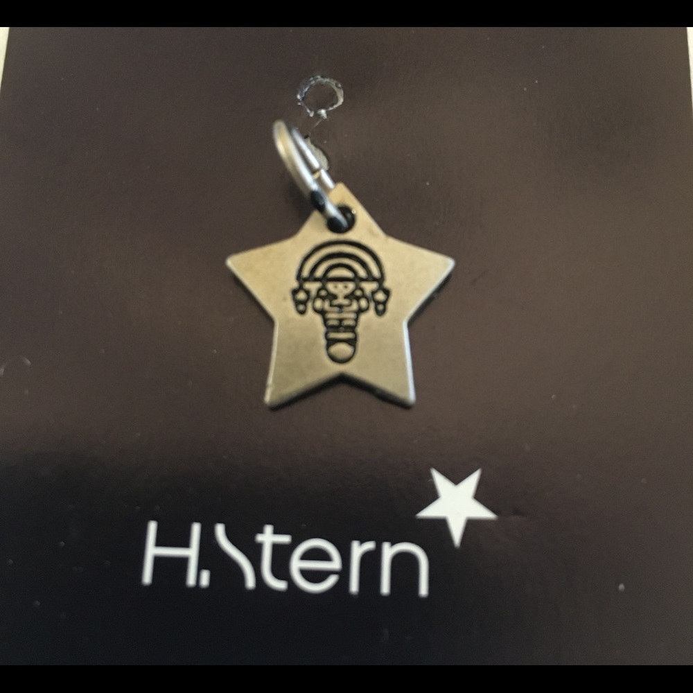 H. Stern El Tumi Charm Pendant